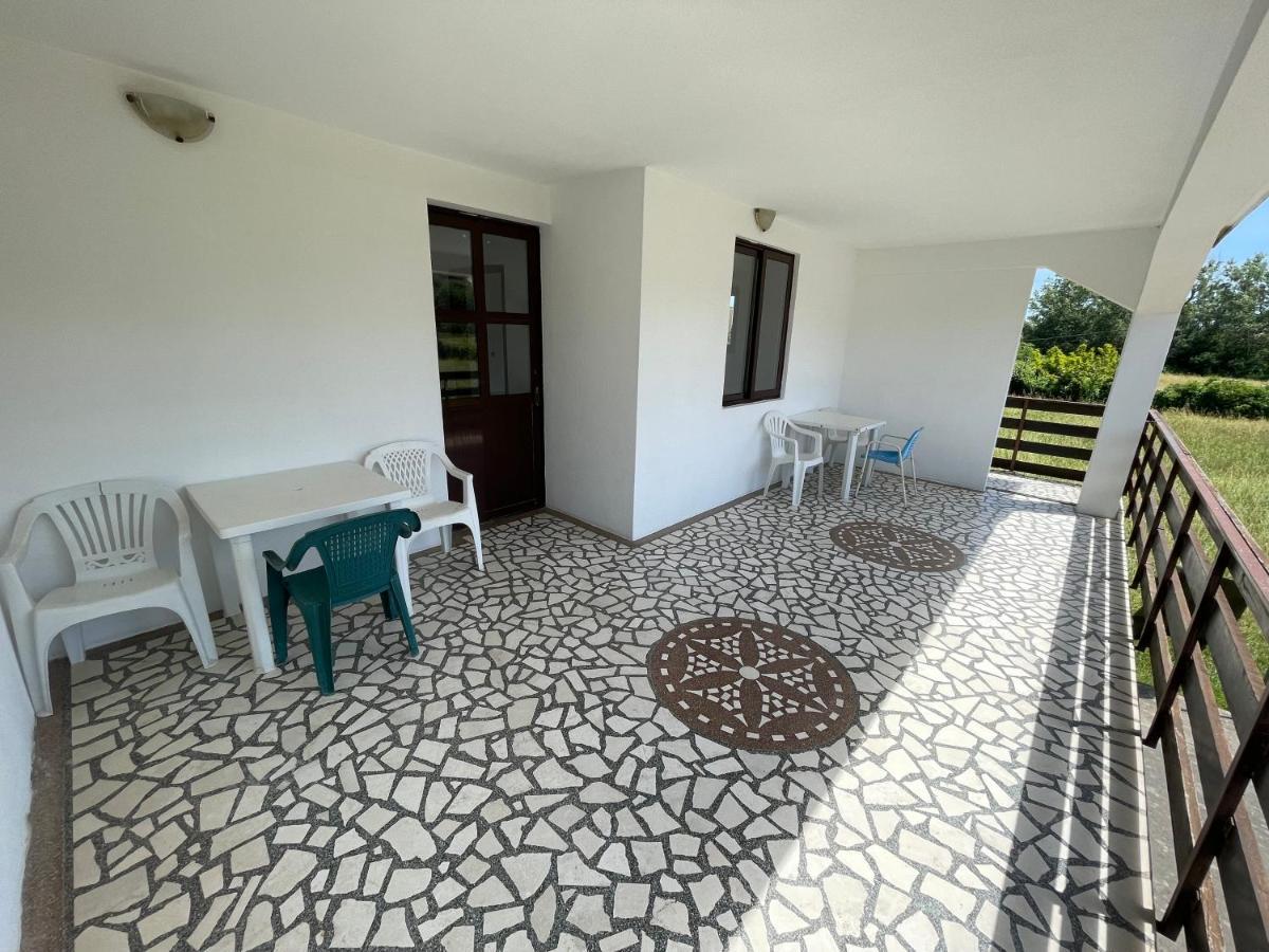 Summer Sky Hotel Ulcinj Ngoại thất bức ảnh