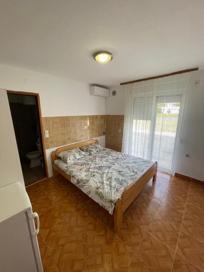 Summer Sky Hotel Ulcinj Ngoại thất bức ảnh