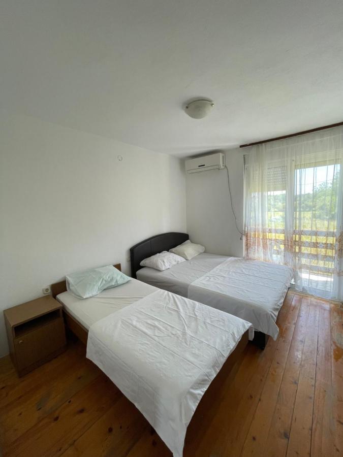 Summer Sky Hotel Ulcinj Ngoại thất bức ảnh